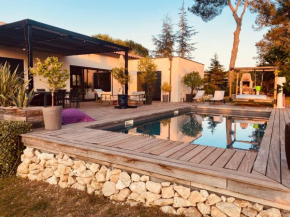 Villa moderne avec piscine